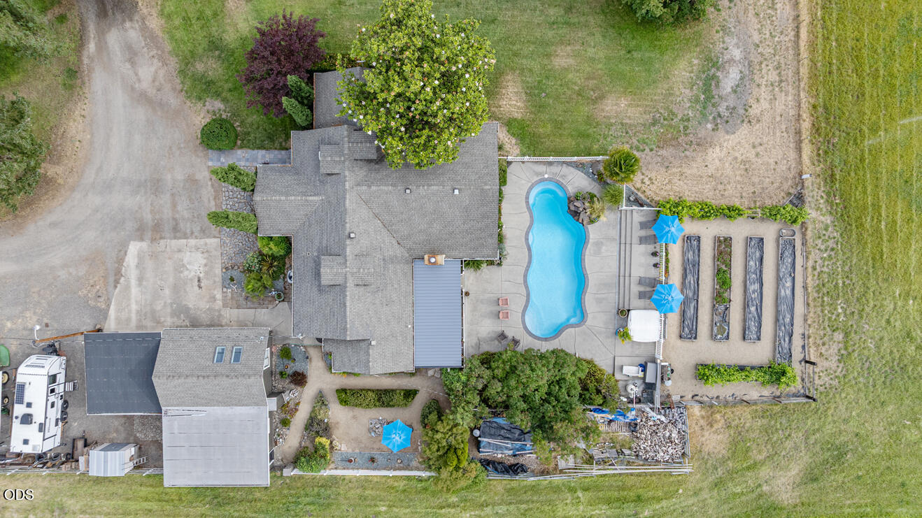 2622 Eric Avenue Central Point, OR 97502 - Photo 8 of 63