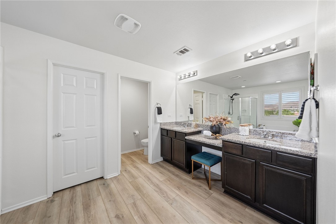 25432 Lone Acres Road Menifee, CA 92584 - Photo 33 of 65 Primary bathroom