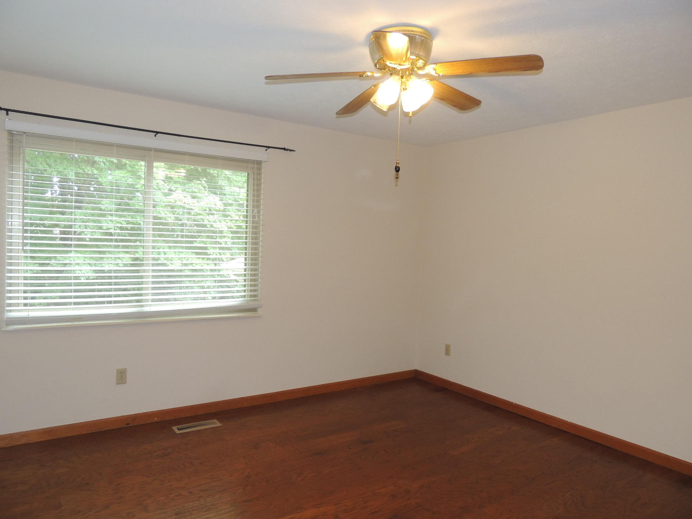 900 Pintail Road Knoxville, TN 37934 - Photo 23 of 29 DSCN3352