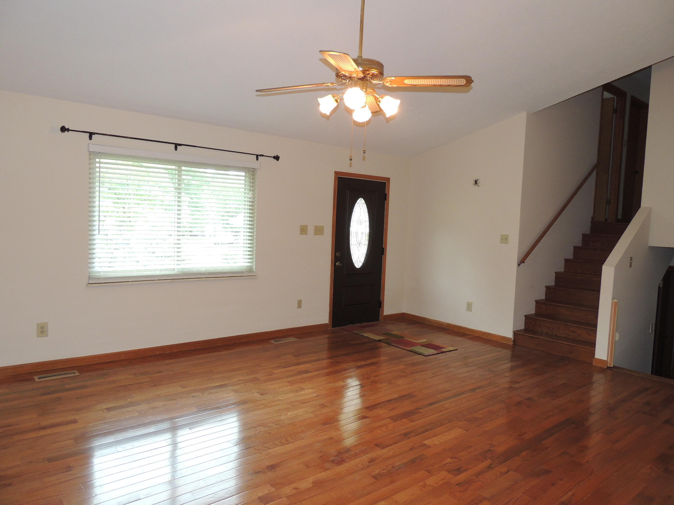 900 Pintail Road Knoxville, TN 37934 - Photo 4 of 29 DSCN3340
