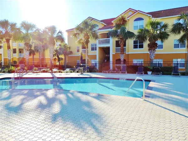 $1,650 | 10764 70th Avenue, Unit 2305, Seminole, FL 33772