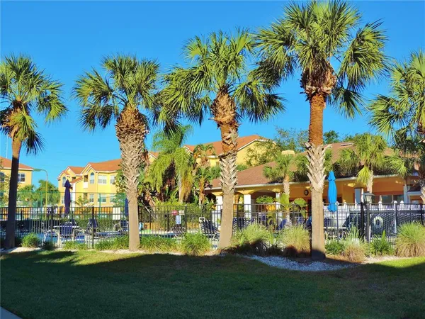 $1,675 | 10764 70th Avenue, Unit 2305, Seminole, FL 33772