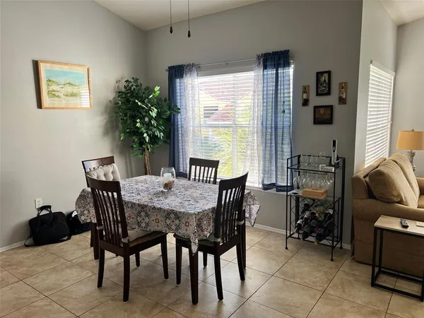 $1,675 | 10764 70th Avenue, Unit 2305, Seminole, FL 33772