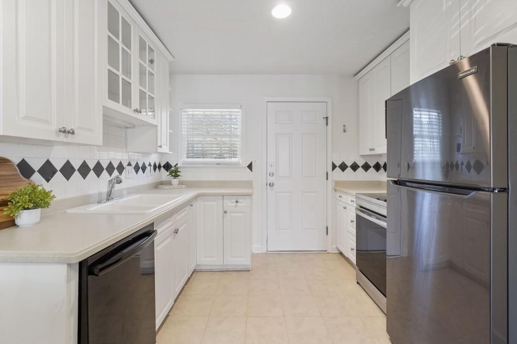 885 Briarcliff Road Northeast, Unit 10 Atlanta, GA 30306 - Photo 8 of 37