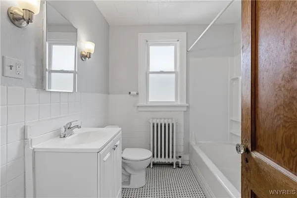 $1,100 | 71 Gerald Avenue, Buffalo, NY 14215