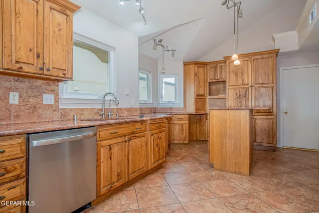 $417,000 | 6092 Los Siglos Drive, El Paso, TX 79912