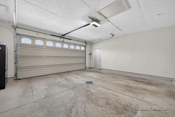 $500,000 | 4328 Del Mar Drive Southwest, Wyoming, MI 49418