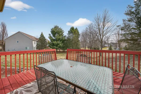 $500,000 | 4328 Del Mar Drive Southwest, Wyoming, MI 49418