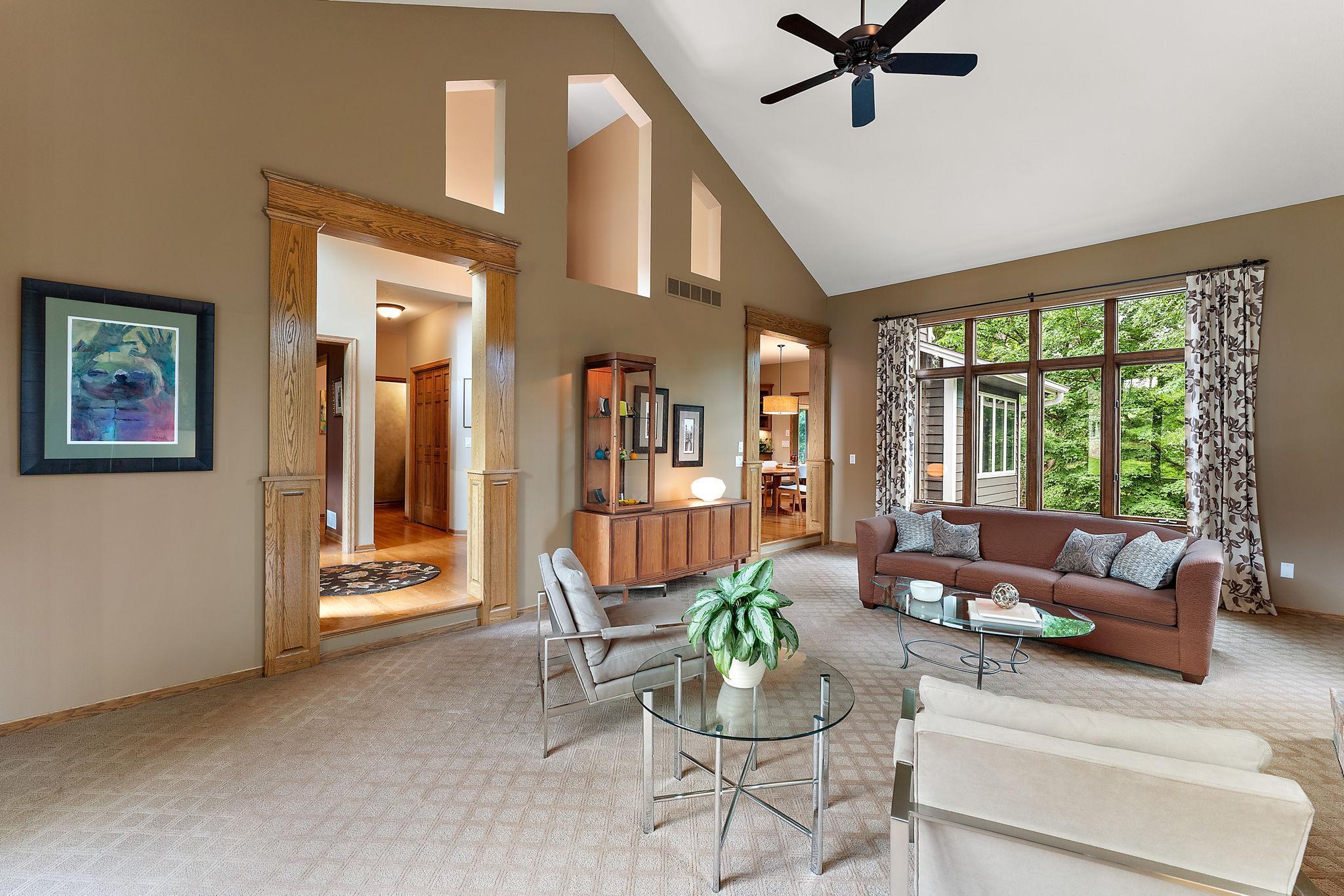 11582 Raspberry Hill Road Eden Prairie, MN 55344 - Photo 26 of 63 Gallery Image 26