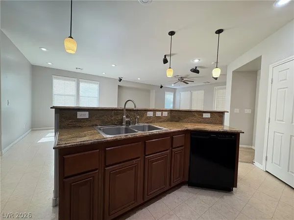 $2,500 | 5769 Danish Garden Street, Las Vegas, NV 89148