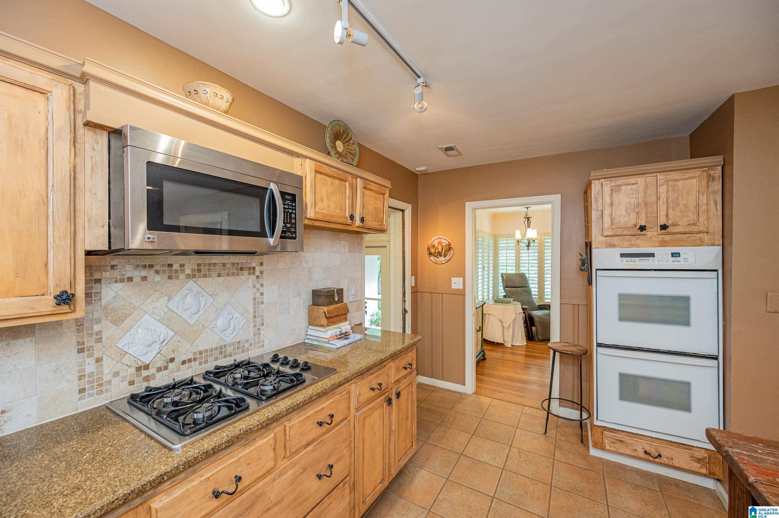 3516 Ridgedale Drive Birmingham, AL 35243 - Photo 14 of 46