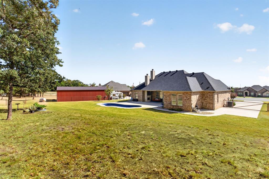 164 Spring Meadow Drive Springtown, TX 76082 - Photo 36 of 40 Gallery Image 36