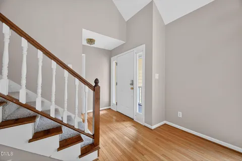 $425,000 | 106 Barcelona Court, Cary, NC 27513