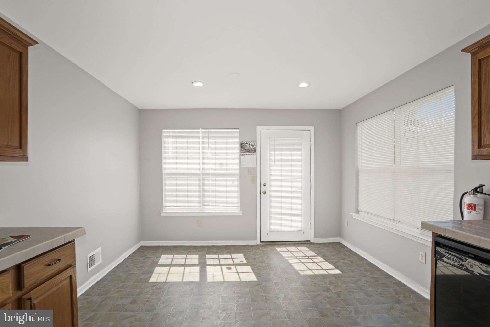 15 Brattleboro Road Swedesboro, NJ 08085 - Photo 5 of 22 Gallery Image 5