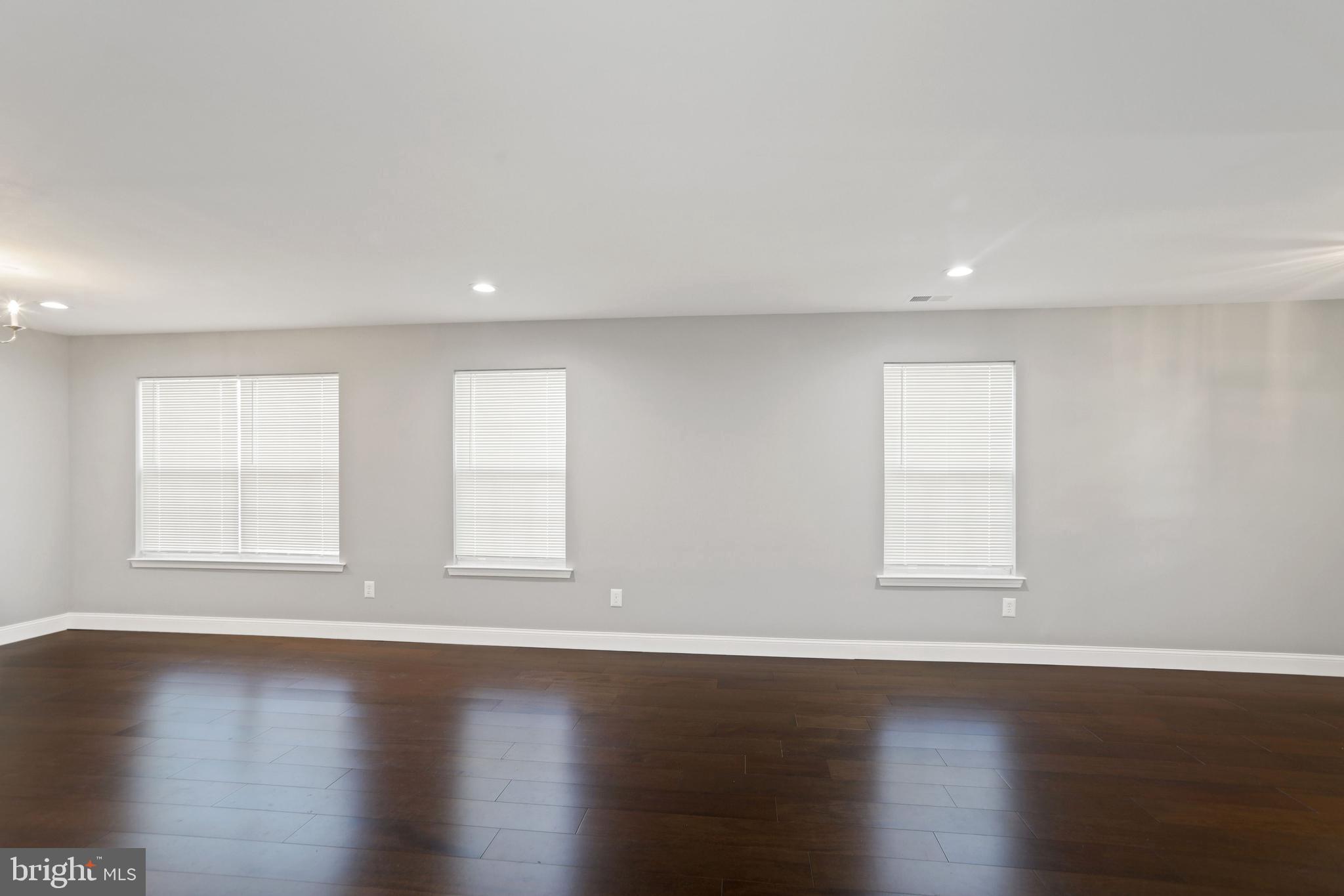 15 Brattleboro Road Swedesboro, NJ 08085 - Photo 9 of 22 Gallery Image 9