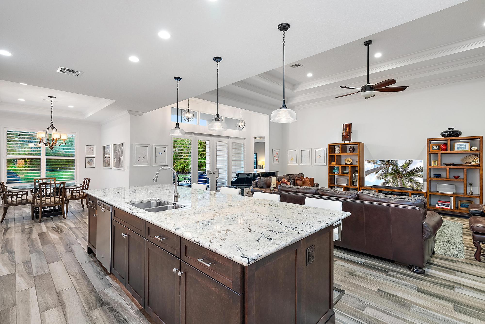 271 Carina Drive Jupiter, FL 33478 - Photo 11 of 43 271 Carina Dr