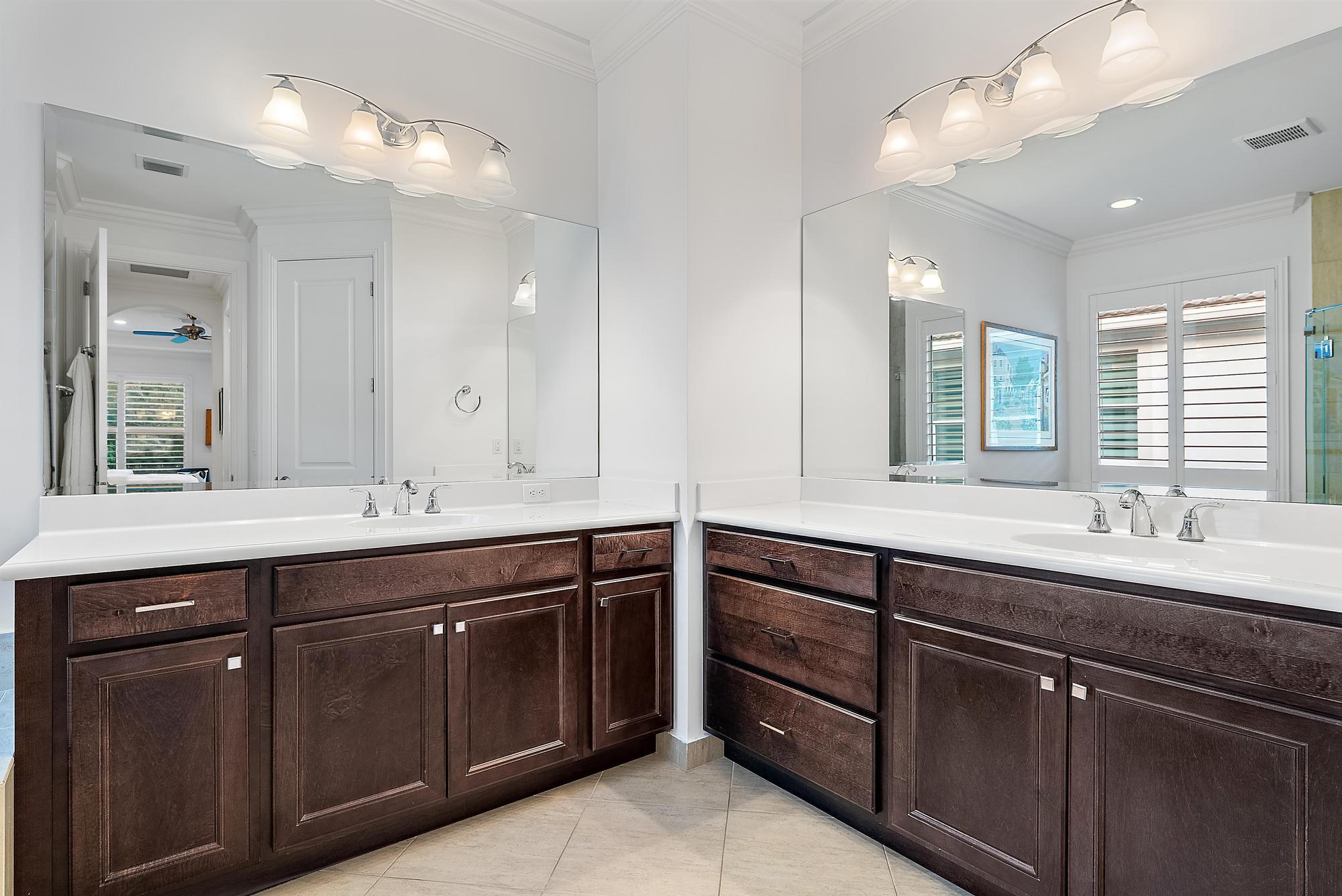 271 Carina Drive Jupiter, FL 33478 - Photo 20 of 43 271 Carina Dr