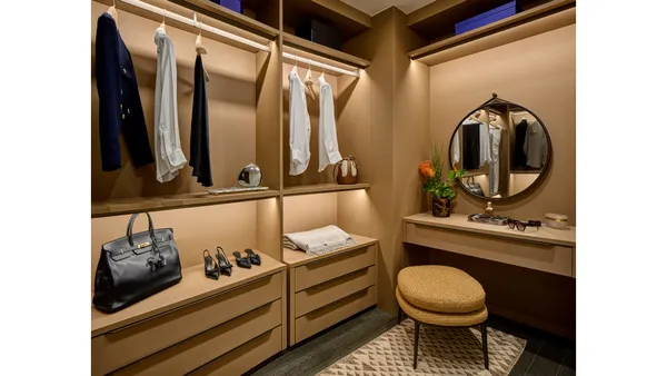 a view of a entryway door of the house