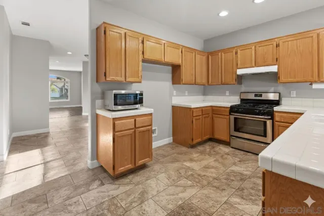 $4,100 | 793 Fulton Road, San Marcos, CA 92069