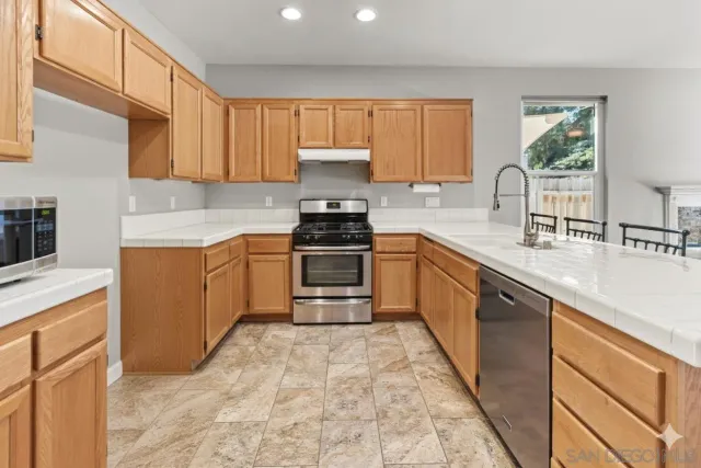 $4,100 | 793 Fulton Road, San Marcos, CA 92069