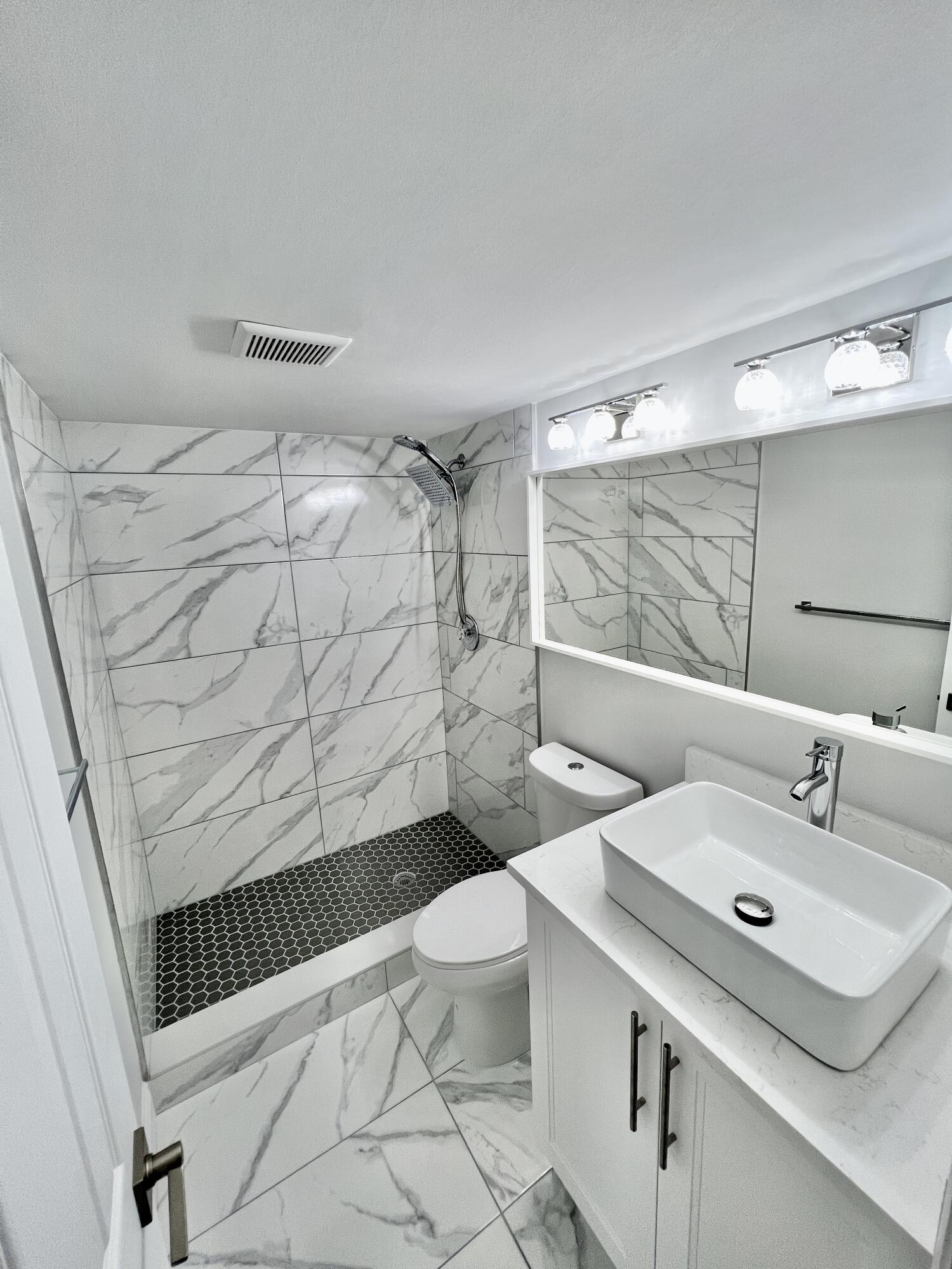 2890 Southwest 22nd Circle, Unit 241B Delray Beach, FL 33445 - Photo 20 of 36 20
