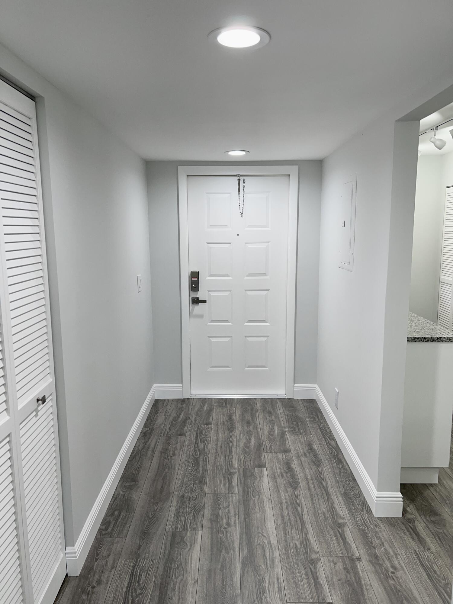2890 Southwest 22nd Circle, Unit 241B Delray Beach, FL 33445 - Photo 6 of 36 6