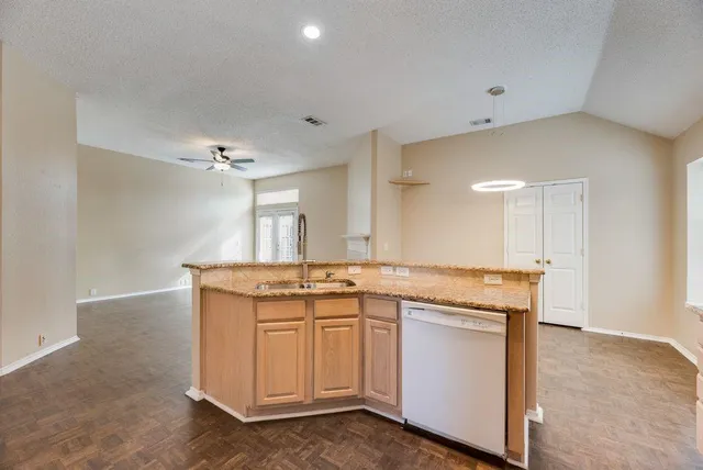 $2,500 | 10603 Ambergate Lane, Frisco, TX 75035