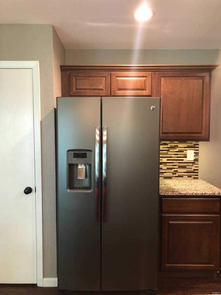 952 Long Branch Road Troy, IL 62294 - Photo 9 of 21 Gallery Image 9