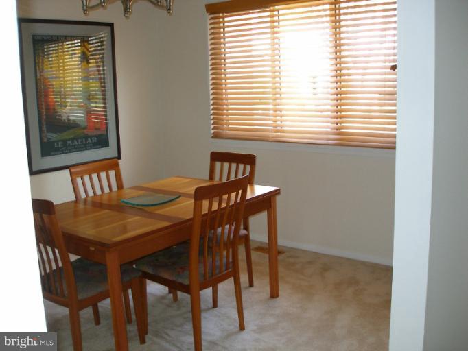 1636 Bentana Way Reston, VA 20190 - Photo 7 of 22 Dining Room