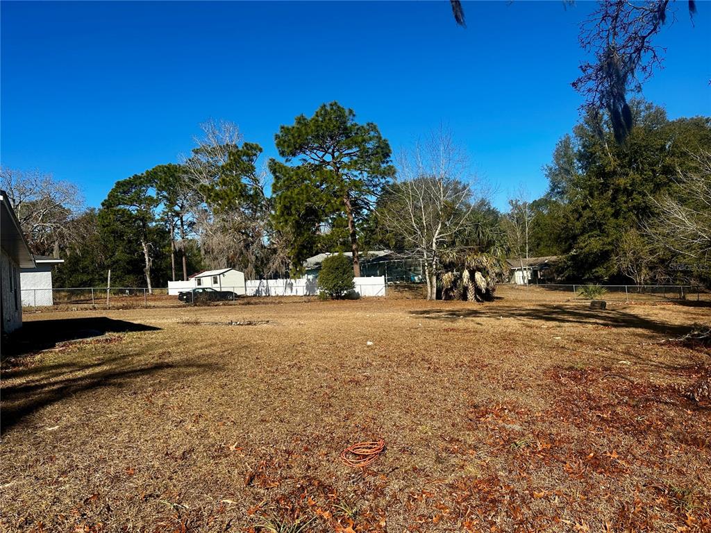 606 Water Road Ocala, FL 34472 - Photo 4 of 22