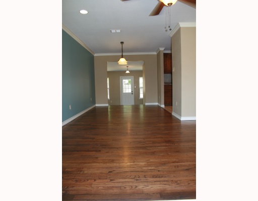 633 Chamberlain Street Corpus Christi, TX 78404 - Photo 3 of 9 a view of a hallway with a large window
