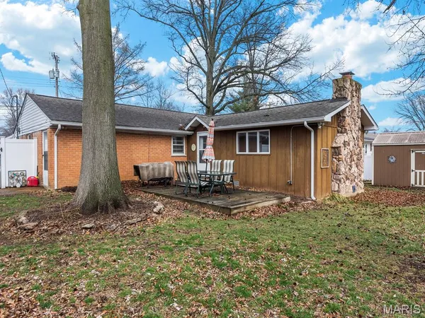 $234,900 | 414 West Harrison Street, Millstadt, IL 62260