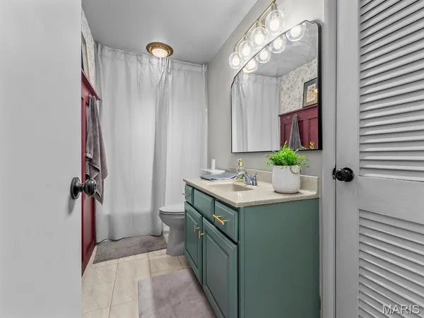 $234,900 | 414 West Harrison Street, Millstadt, IL 62260