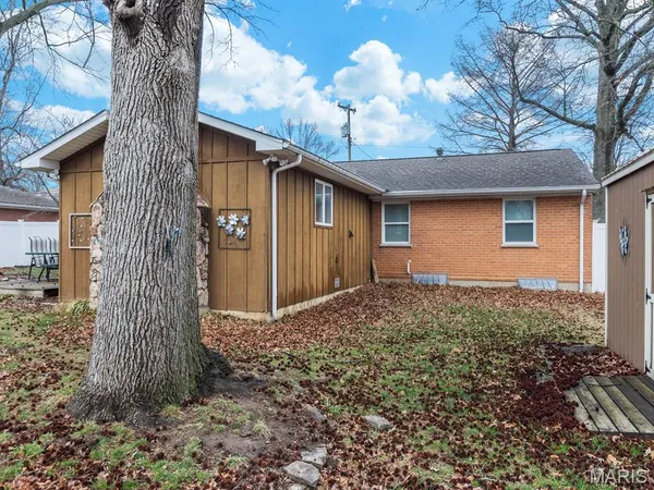 $234,900 | 414 West Harrison Street, Millstadt, IL 62260
