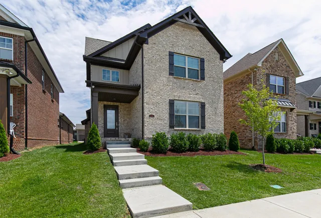 $2,250 | 1025 Paddock Park Circle, Gallatin, TN 37066