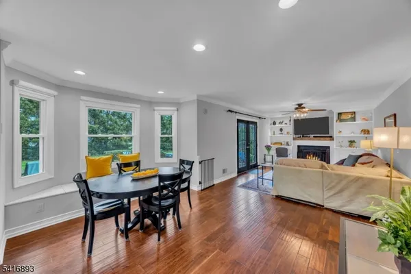 $899,999 | 8 Governor Road, Flemington, NJ 08822