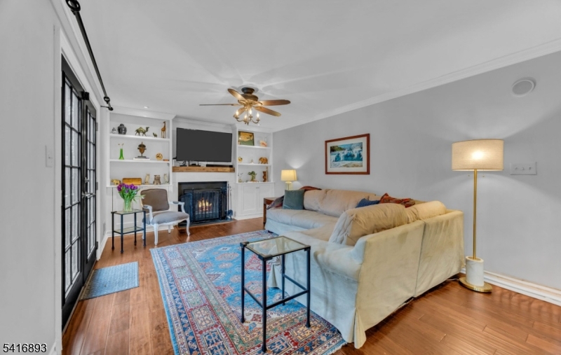 8 Governor Road Flemington, NJ 08822 - Photo 14 of 44