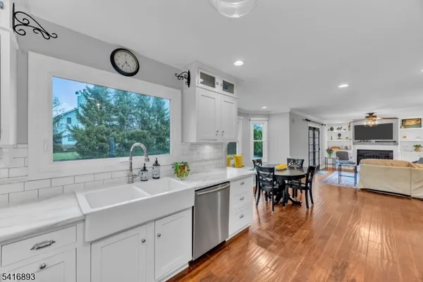 $899,999 | 8 Governor Road, Flemington, NJ 08822