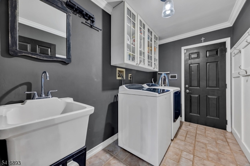 8 Governor Road Flemington, NJ 08822 - Photo 22 of 44