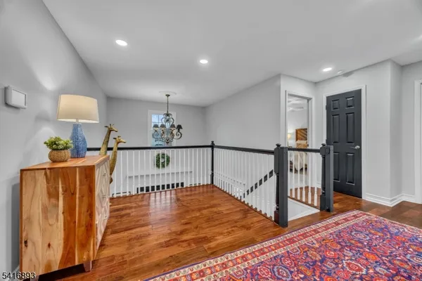 $899,999 | 8 Governor Road, Flemington, NJ 08822