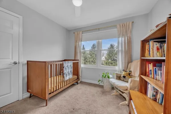 $899,999 | 8 Governor Road, Flemington, NJ 08822