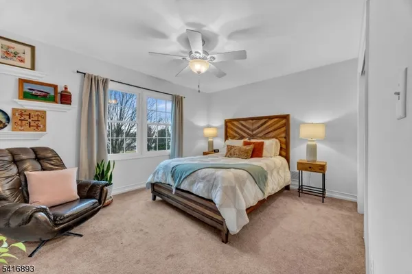 $899,999 | 8 Governor Road, Flemington, NJ 08822