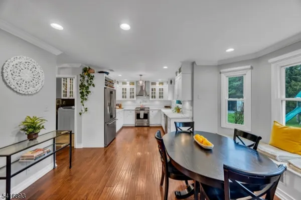 $899,999 | 8 Governor Road, Flemington, NJ 08822