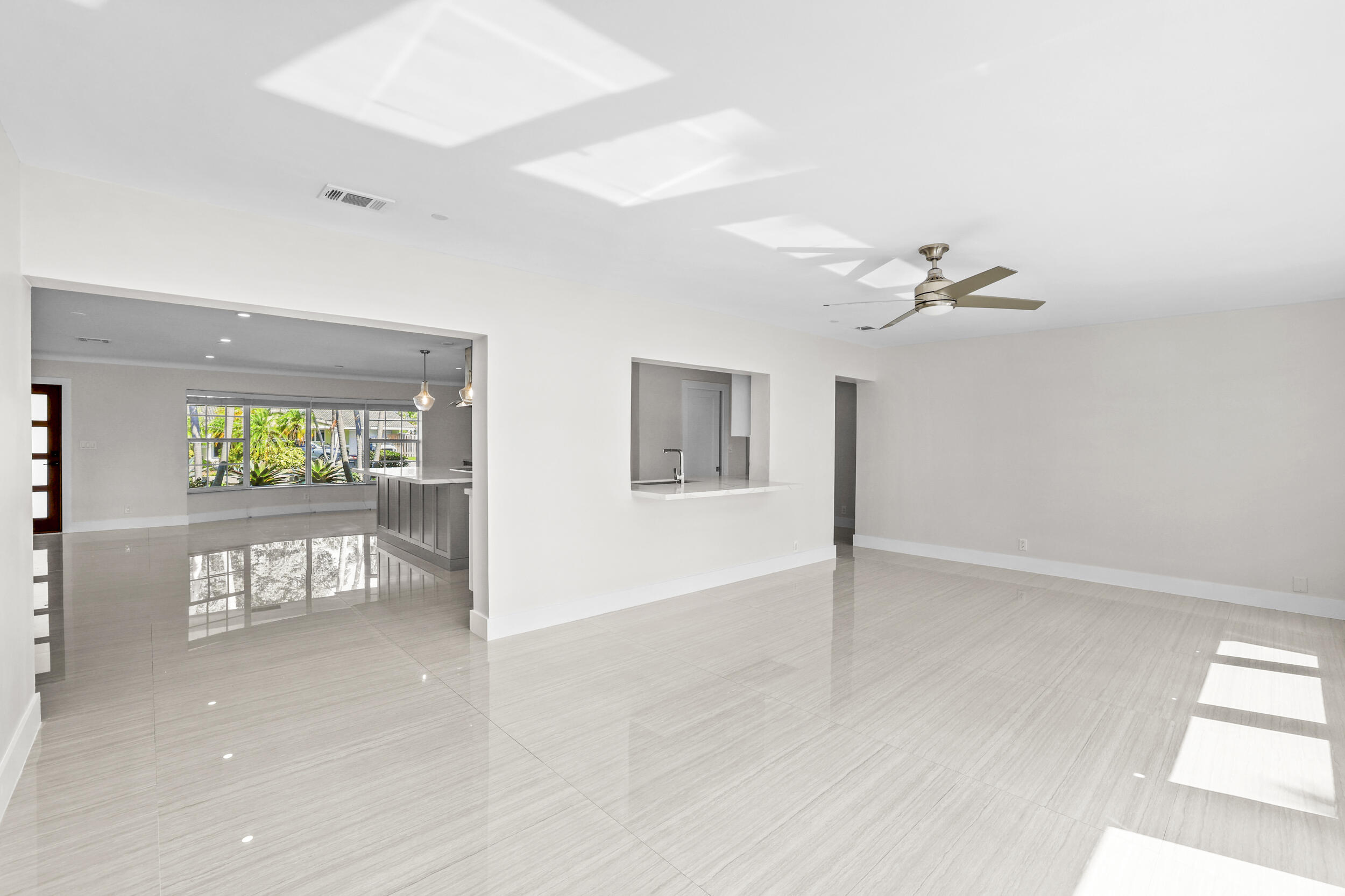 4240 Northeast 22nd Terrace Lighthouse Point, FL 33064 - Photo 13 of 54 14__62_2360