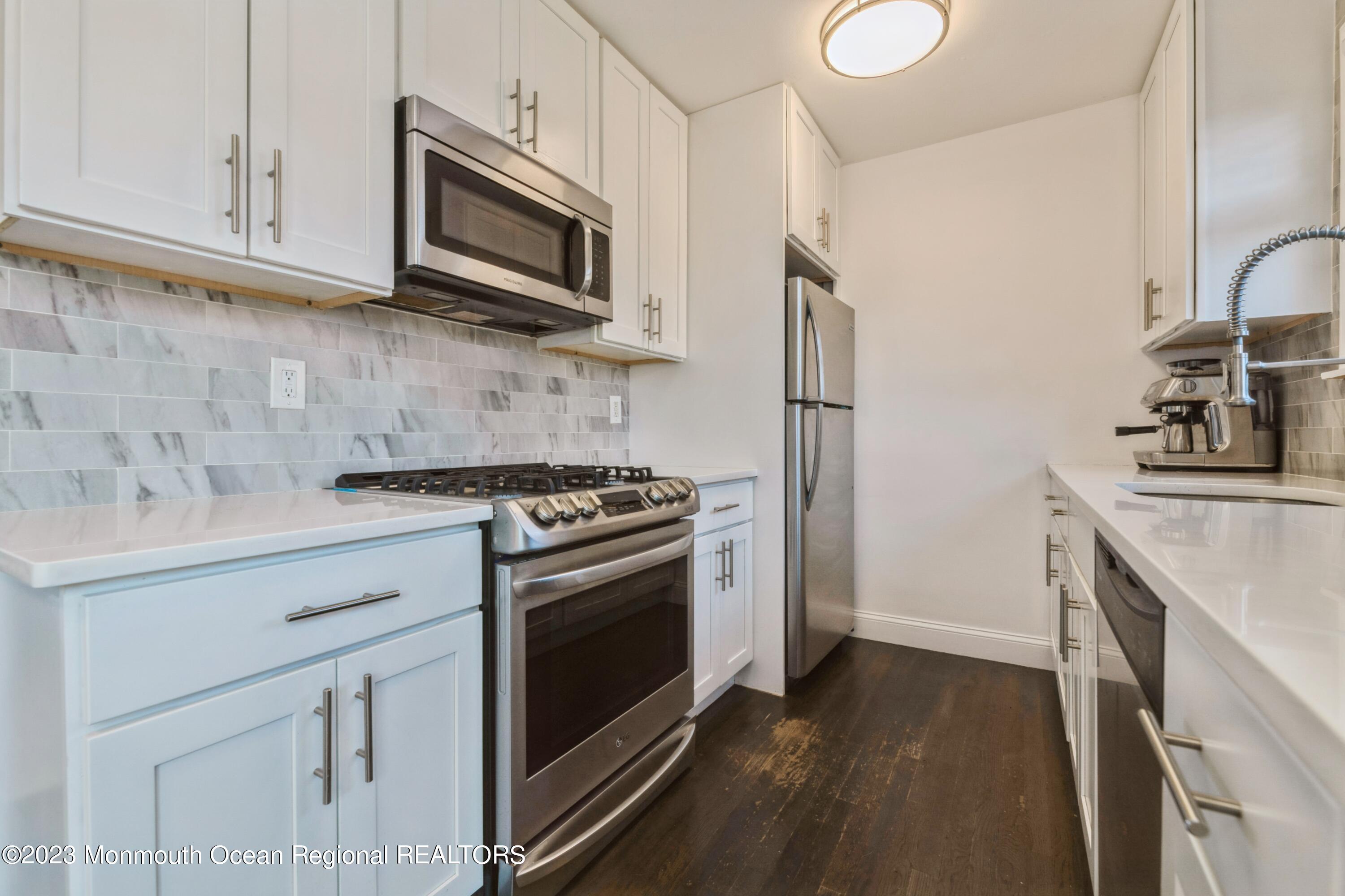 328 Bellanca Road Brick, NJ 08723 - Photo 6 of 22 09_328BellancaRd_2011_HiRes