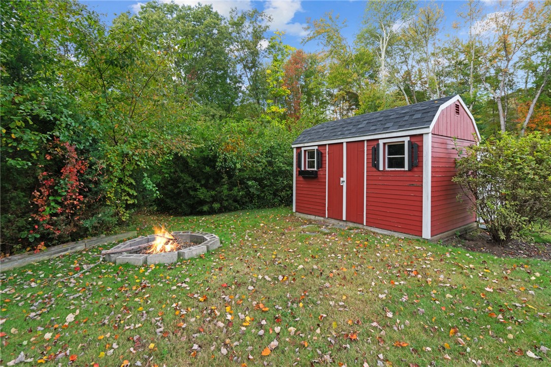 39 Woodlawn Road North Smithfield, RI 02896 - Photo 31 of 36 Gallery Image 31
