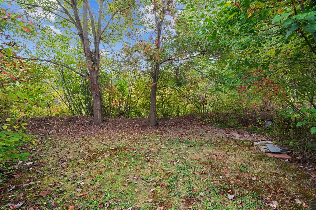 39 Woodlawn Road North Smithfield, RI 02896 - Photo 35 of 36 Gallery Image 35