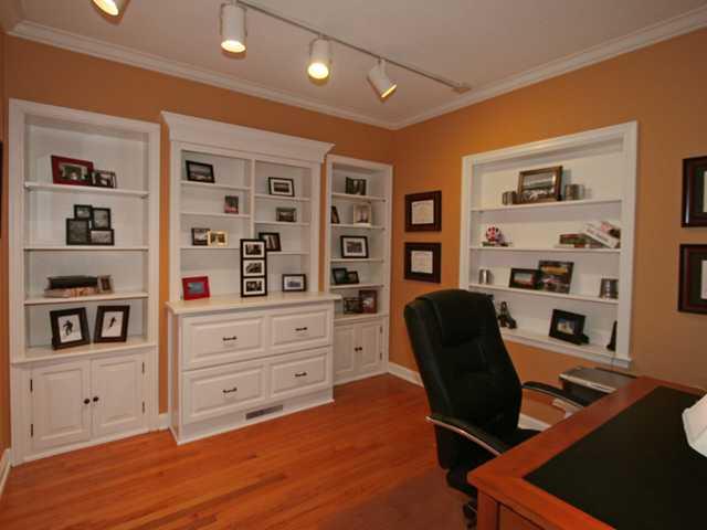 6969 Warwick Road Indianapolis, IN 46220 - Photo 17 of 24 Gallery Image 17