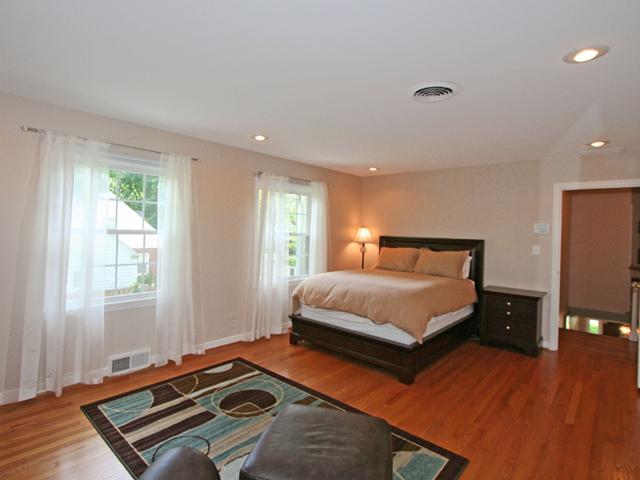 6969 Warwick Road Indianapolis, IN 46220 - Photo 9 of 24 Gallery Image 9