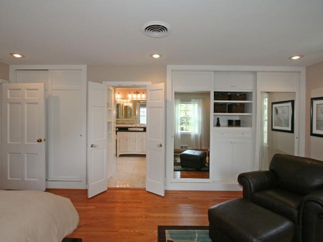 6969 Warwick Road Indianapolis, IN 46220 - Photo 10 of 24 Gallery Image 10